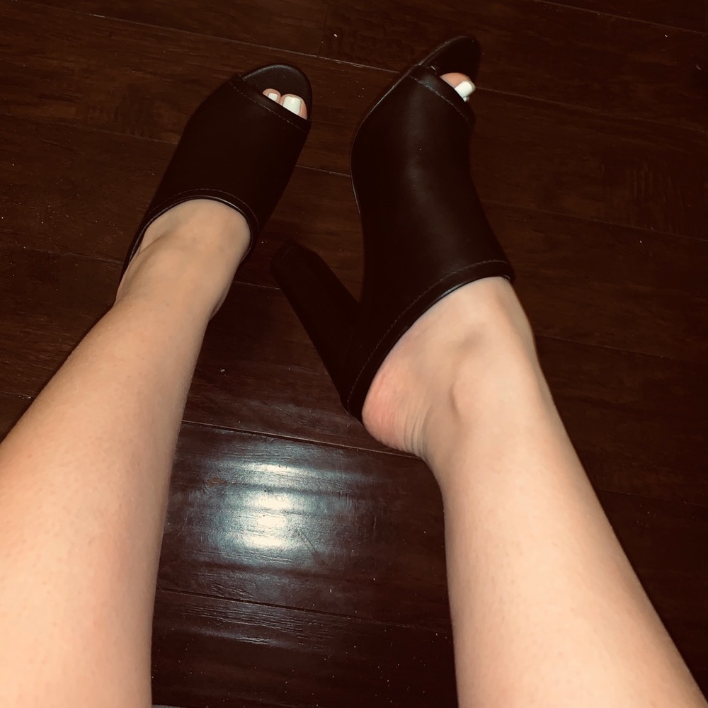 Black mules heels ✨